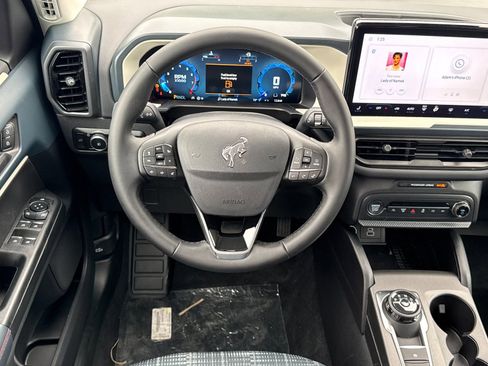 New 2025 Ford Bronco Sport Heritage w/ Convenience Package image 15