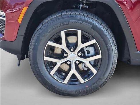 New 2025 Jeep Grand Cherokee Limited w/ Trailer Tow Package image 18