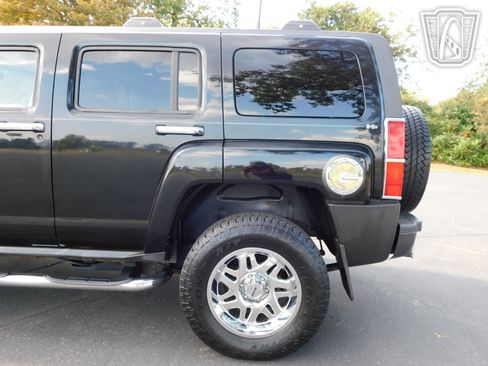 Used 2008 HUMMER H3 Alpha image 34