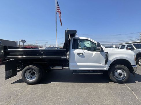 New 2026 Ford F350 XL w/ XL Chrome Package AWD/4WD image 3