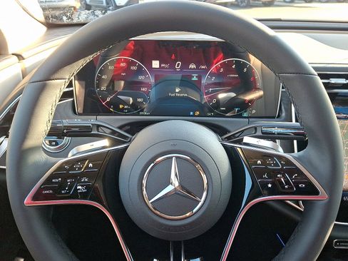 New 2026 Mercedes-Benz E 450 4MATIC Sedan image 13