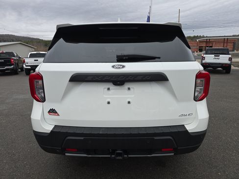 Used 2023 Ford Explorer Timberline w/ Timberline Technology Package image 4