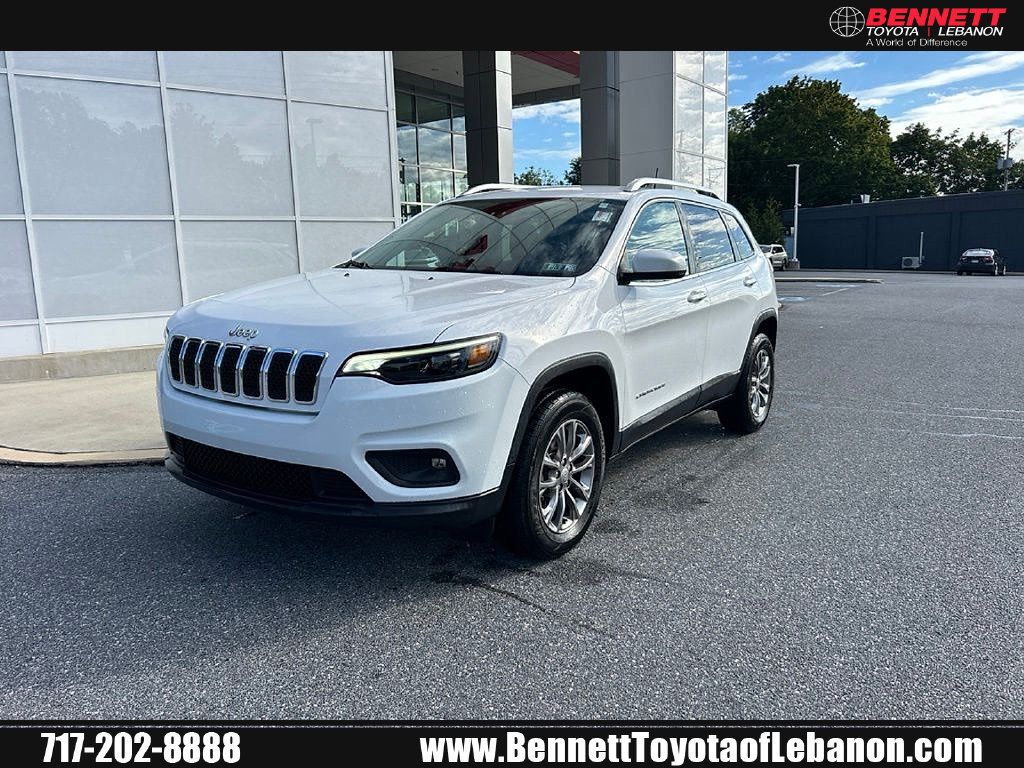 Used 2020 Jeep Cherokee Latitude Plus w/ Cold Weather Group AWD/4WD image 1