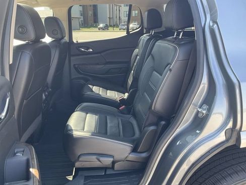 Used 2020 GMC Acadia Denali w/ Technology Package AWD/4WD image 31