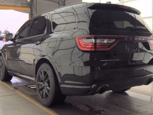 Used 2018 Dodge Durango SRT w/ Technology Group image 2
