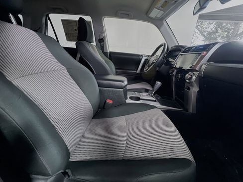 Used 2024 Toyota 4Runner SR5 image 31