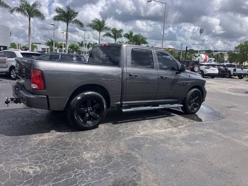 Used 2017 RAM 1500 Express w/ Express Value Package RWD image 2