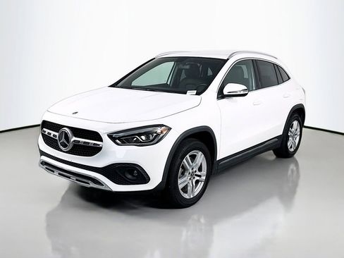 Used 2023 Mercedes-Benz GLA 250 4MATIC image 1
