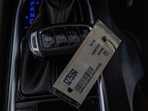 Used 2020 Hyundai Santa Fe SEL w/ Convenience Package image 27