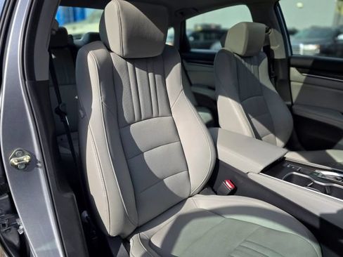 Used 2019 Honda Accord EX-L image 34
