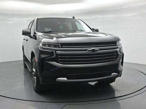 Used 2024 Chevrolet Tahoe LT w/ LT Signature Plus Package RWD image 27