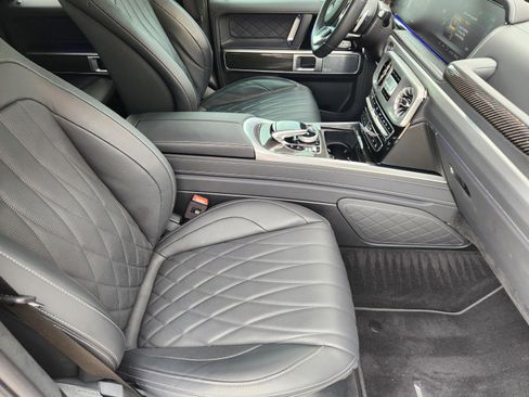 Used 2023 Mercedes-Benz G 550 image 8