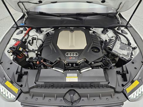 Used 2023 Audi RS 7 Sportback w/ Black Optic Package AWD/4WD image 16