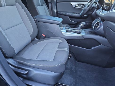 Certified 2023 Chevrolet Blazer LT w/ Convenience Package image 13
