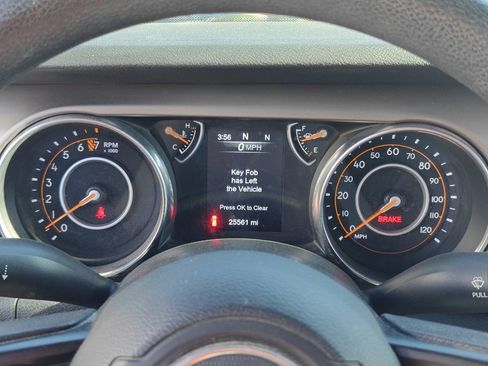 Used 2020 Jeep Wrangler Sport image 14