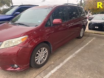 Used 2016 Toyota Sienna XLE