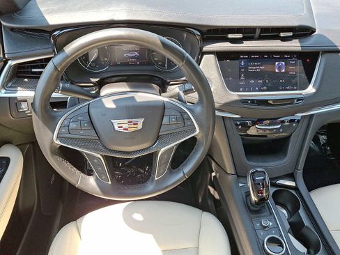 Certified 2023 Cadillac XT5 Sportv AWD/4WD image 22