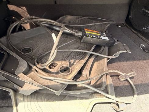 Used 2025 Jeep Wrangler Unlimited Rubicon 4xe w/ Safety Group AWD/4WD image 26