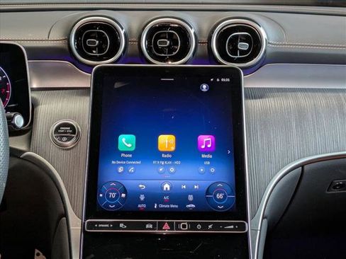 Certified 2025 Mercedes-Benz GLC 300 image 17