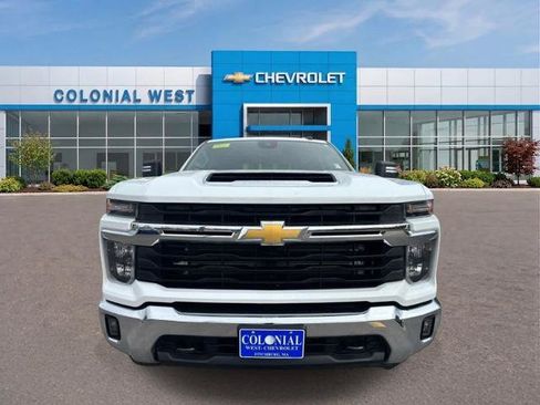 Used 2025 Chevrolet Silverado 2500 LT AWD/4WD image 22