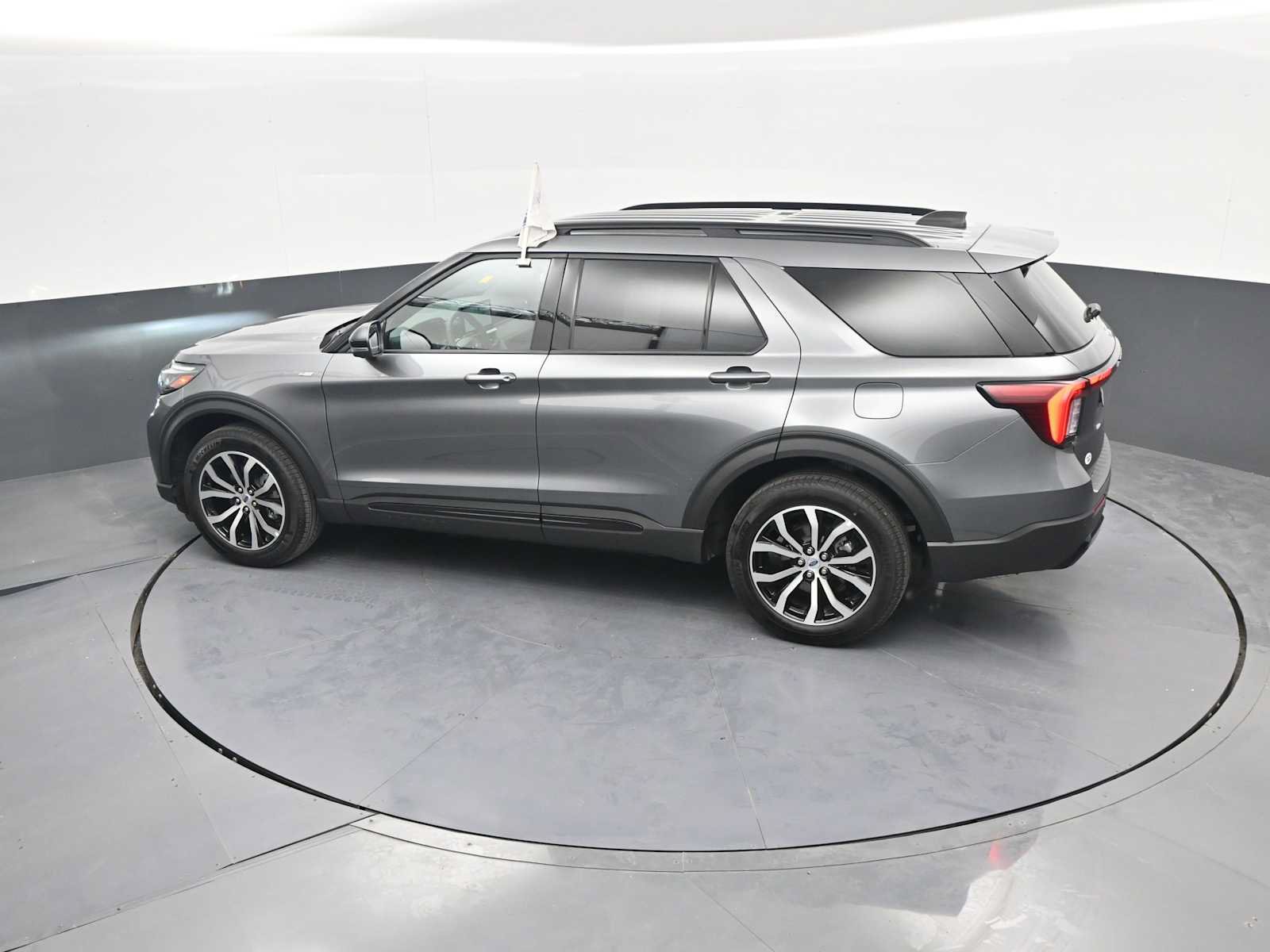 New 2025 Ford Explorer ST-Line AWD/4WD image 56