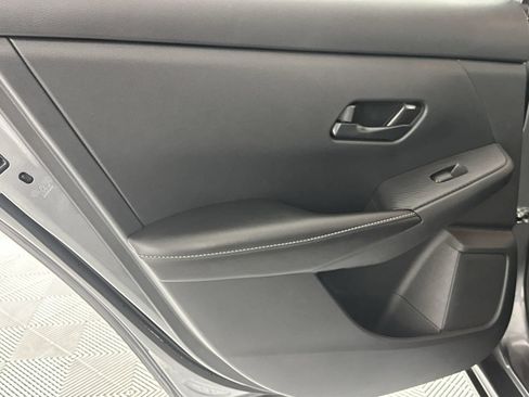 Certified 2025 Nissan Sentra S FWD image 30
