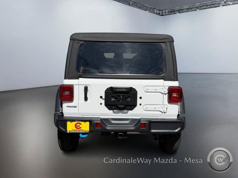 Used 2024 Jeep Wrangler Unlimited Rubicon 4xe w/ Technology Group image 6