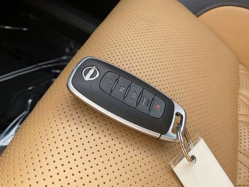 Used 2023 Nissan Rogue Platinum w/ Platinum Premium Package image 36