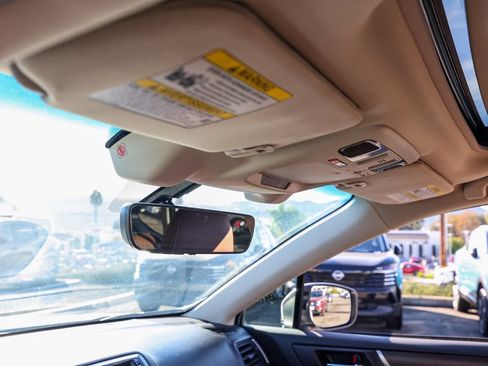 Used 2019 Subaru Outback 3.6R Touring w/ Popular Package #3A image 13