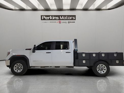 Used 2023 GMC Sierra 2500 Pro w/ Convenience Package image 2