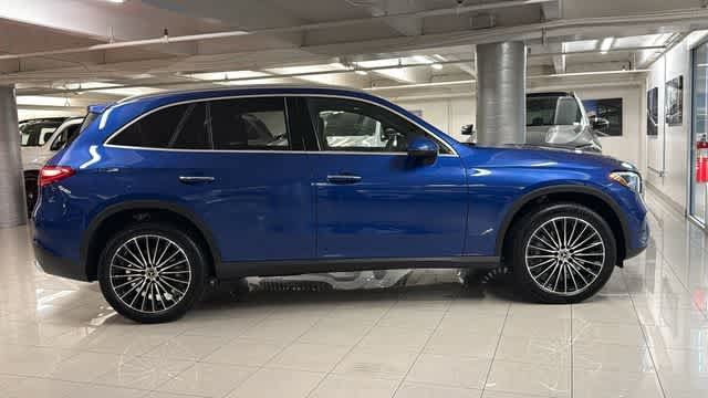 Certified 2026 Mercedes-Benz GLC 300 4MATIC image 36