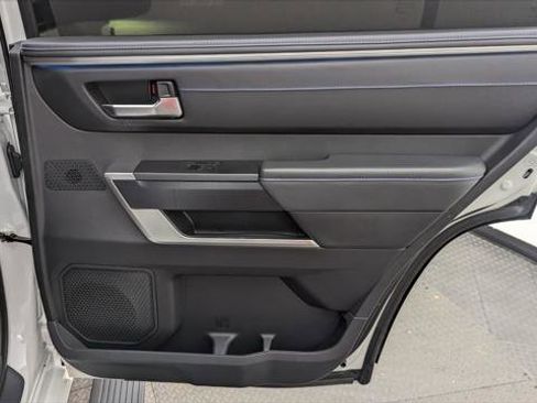 Used 2023 Toyota Sequoia Platinum image 21