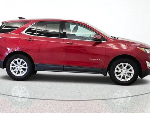 Used 2018 Chevrolet Equinox LT FWD image 10