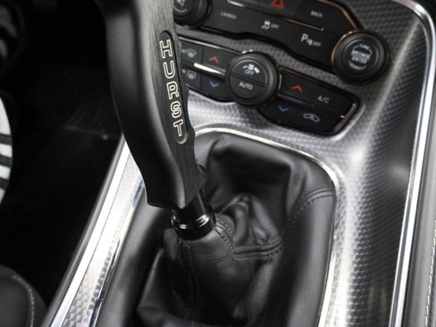 Used 2015 Dodge Challenger SRT Hellcat image 40