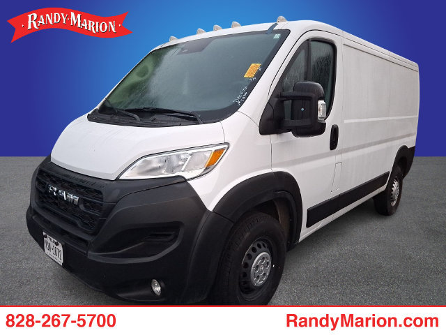 Used 2025 RAM ProMaster 2500 w/ Convenience Group FWD image 1