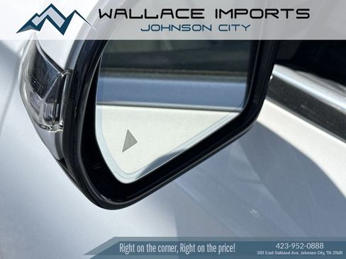Used 2018 Mercedes-Benz E 300 4MATIC image 40