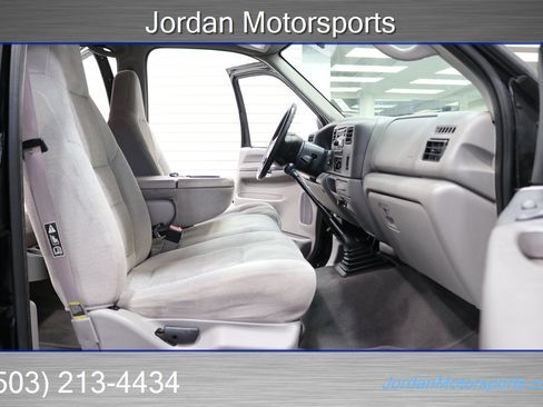 Used 2001 Ford F350 XLT image 79