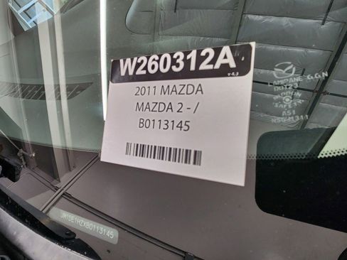 Used 2011 MAZDA MAZDA2 Touring FWD image 24