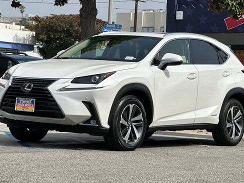 Used 2018 Lexus NX 300h AWD w/ Premium Package image 8