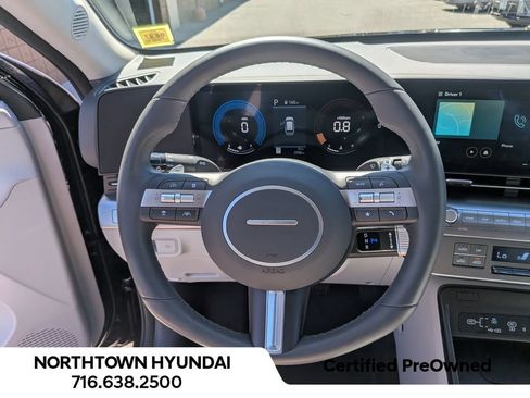 Certified 2026 Hyundai Kona SEL Premium AWD/4WD image 8