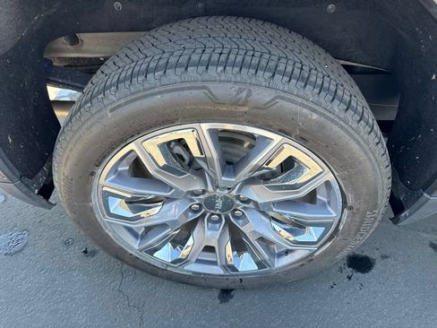 Used 2023 GMC Sierra 1500 Denali w/ Denali Reserve Package AWD/4WD image 15