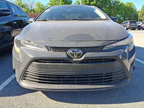 Used 2026 Toyota Corolla LE FWD image 2
