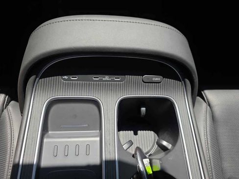 Used 2026 Hyundai Palisade Calligraphy FWD image 23