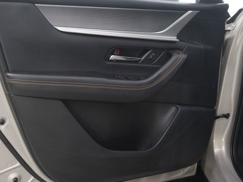 Certified 2024 MAZDA CX-90 Plug-In Hybrid w/ Preferred image 21