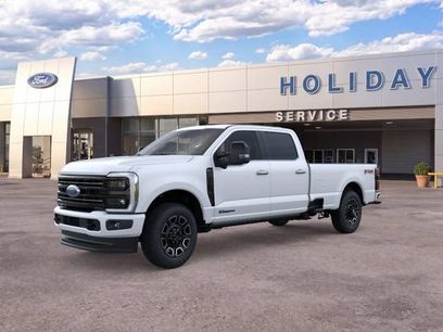 New 2026 Ford F350 Platinum w/ FX4 Off-Road Package