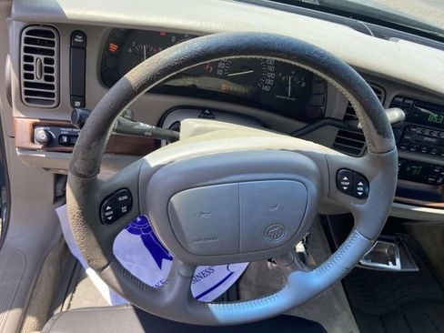 Used 2000 Buick Park Avenue FWD image 13