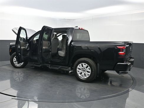 Used 2023 Nissan Frontier SV w/ Technology Package image 36