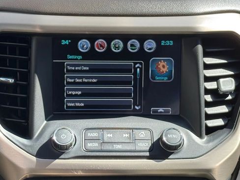 Used 2019 GMC Acadia Denali image 13