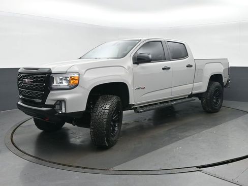 Used 2022 GMC Canyon AT4 image 7