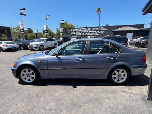 Used 2002 BMW 325i Sedan RWD image 13